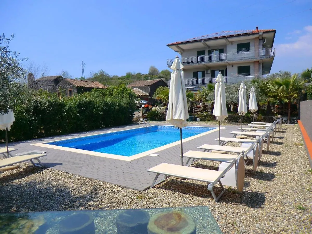 Apartment With Air Conditioning And Salt Pool Santa Venerina