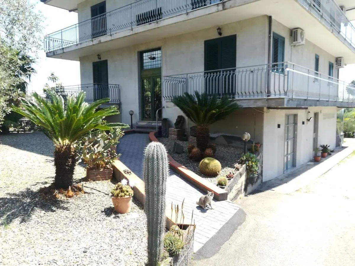 Apartment With Air Conditioning And Salt Pool Santa Venerina